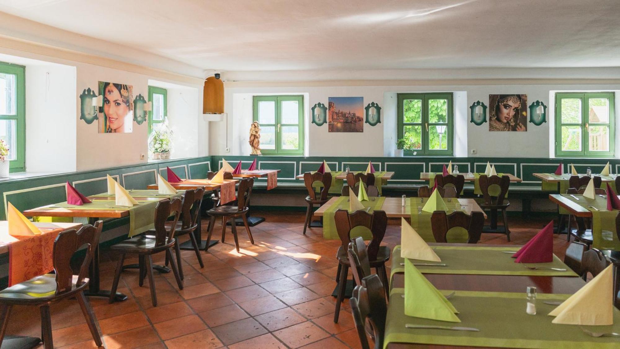 Hotel Restaurant Taverna Eching  Eksteriør bilde