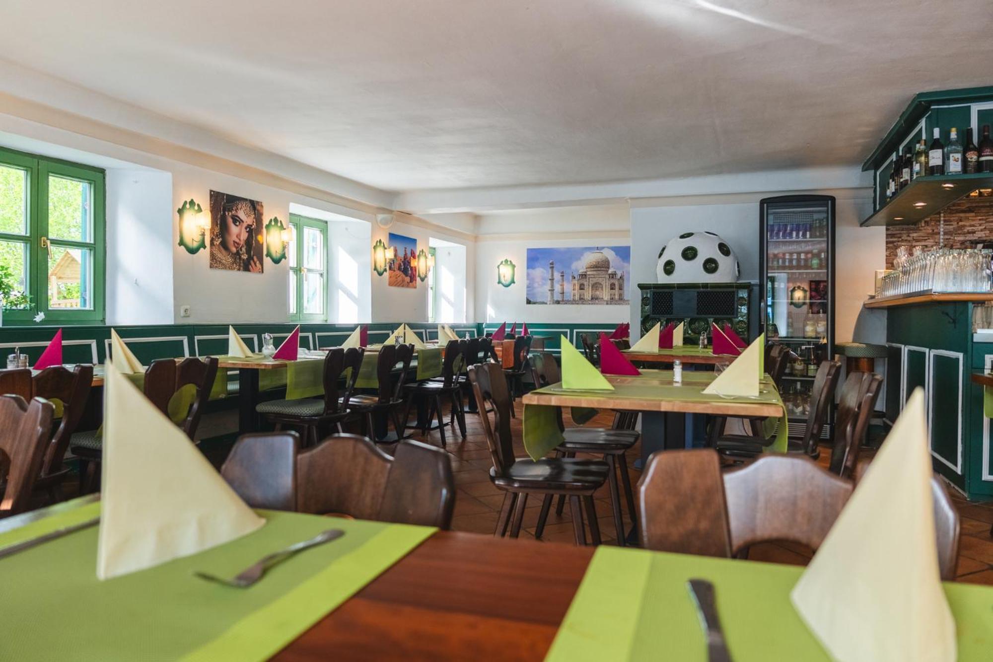 Hotel Restaurant Taverna Eching  Eksteriør bilde
